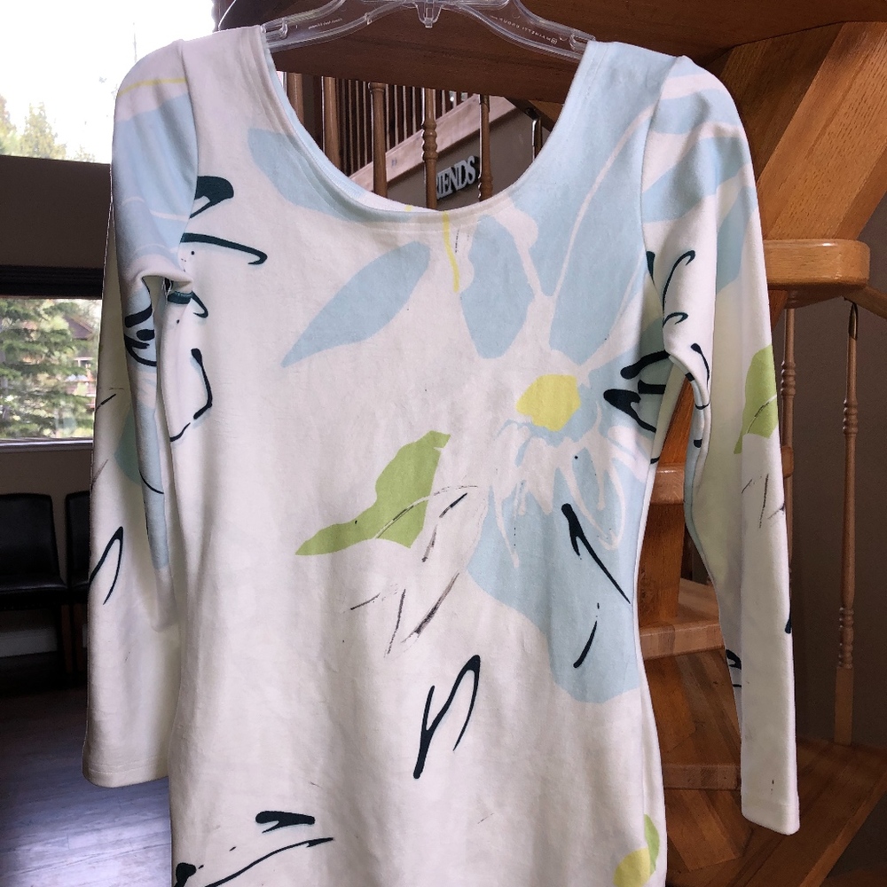 Dress - Picture 2 of 2